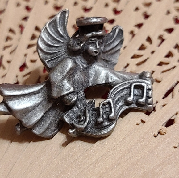 Vintage Jewelry - Silver Angel Brooch with Musical Notes Secert Santa Gift For Chruch Friend